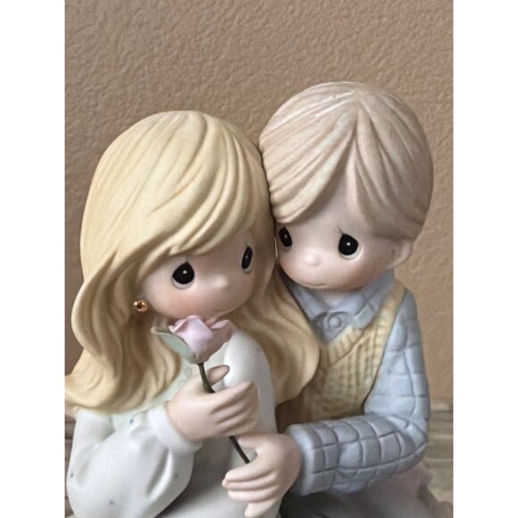 Precious Moments 2002 “My Heart Belongs To You” Ltd Ed Figurine #110268 - No Box - Picture 8 of 14